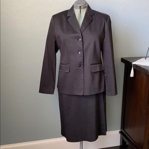 Amanda Smith Power Suit